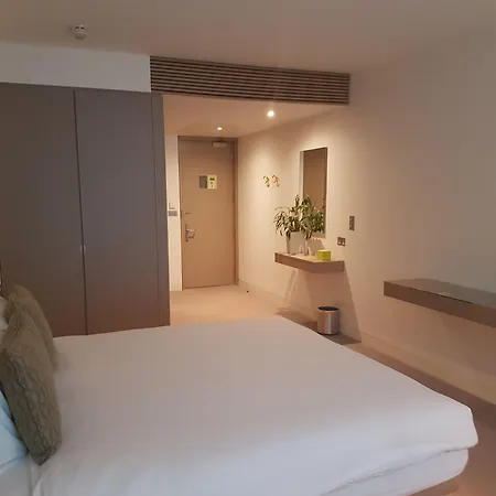 The Gibson 4* Dublin