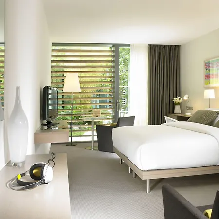 The Gibson Hotell Dublin
