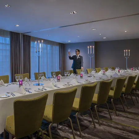 The Gibson Δουβλίνο